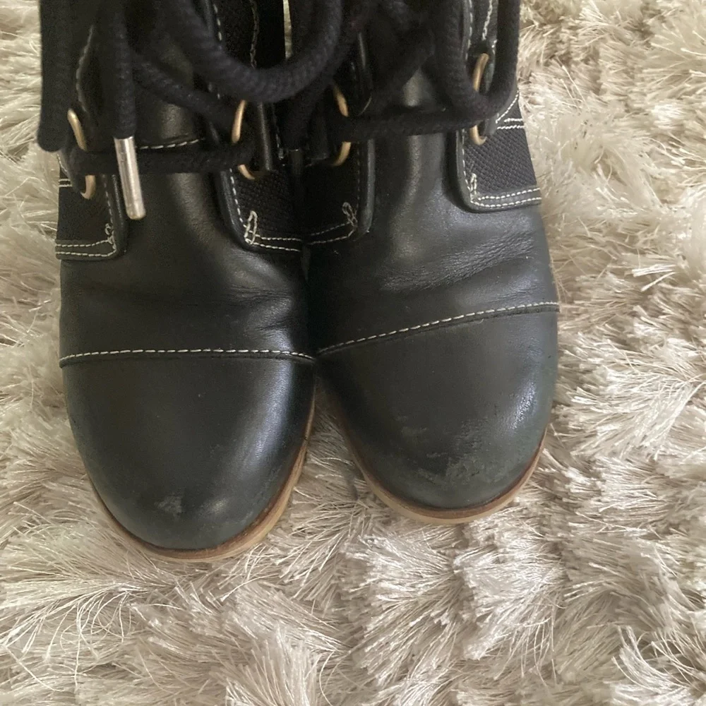 Sorel - Picture 2 of 6